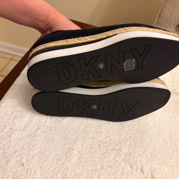 DKNY Black Slip-On Sneakers for Women, Dkny lior platform espadrilles size 7,5 - Picture 8 of 15
